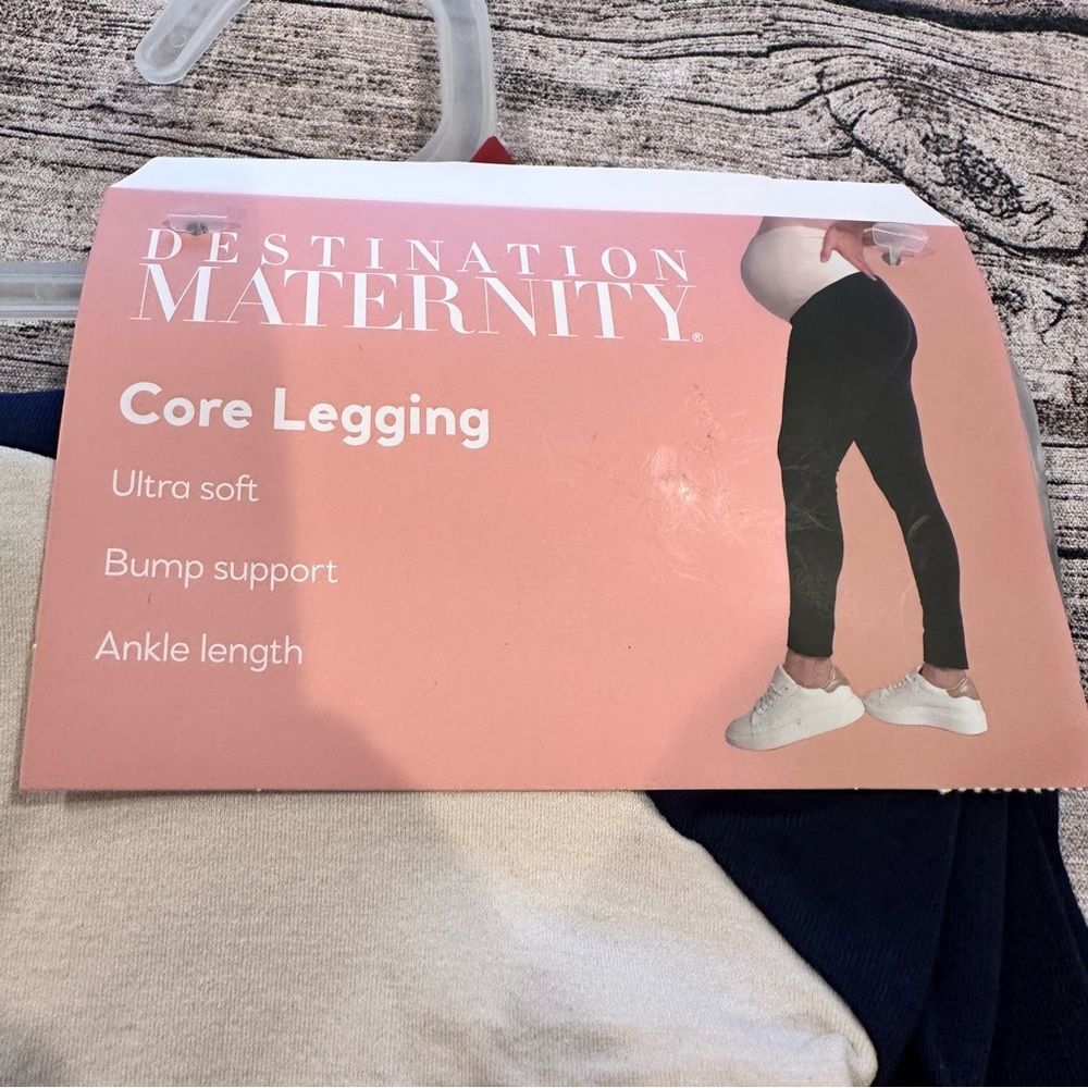 NWT Destination Maternity—  Maternity Core Leggings in Navy Size Medium - Picture 2 of 6